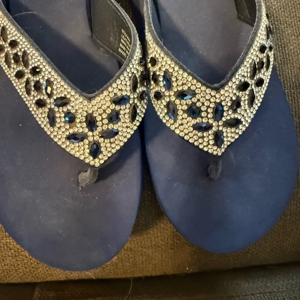 Yellow box sparrow wedge sandals navy 7 1/2 low wedge - Picture 3 of 5
